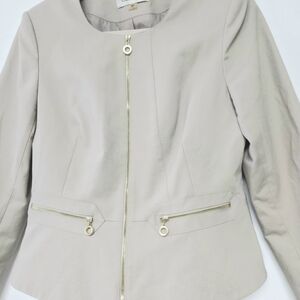 Elegant Beige Women's Jacket
